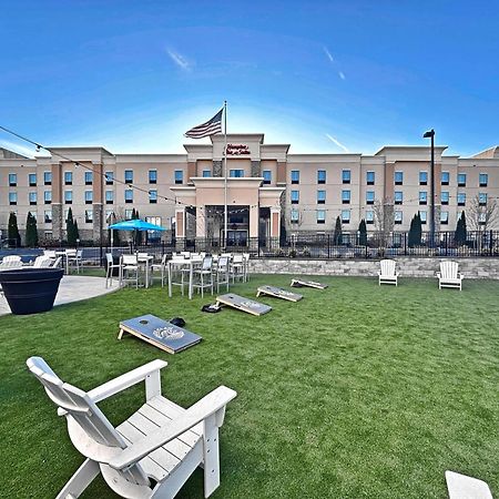 Hampton Inn And Suites Robbinsville Exterior photo