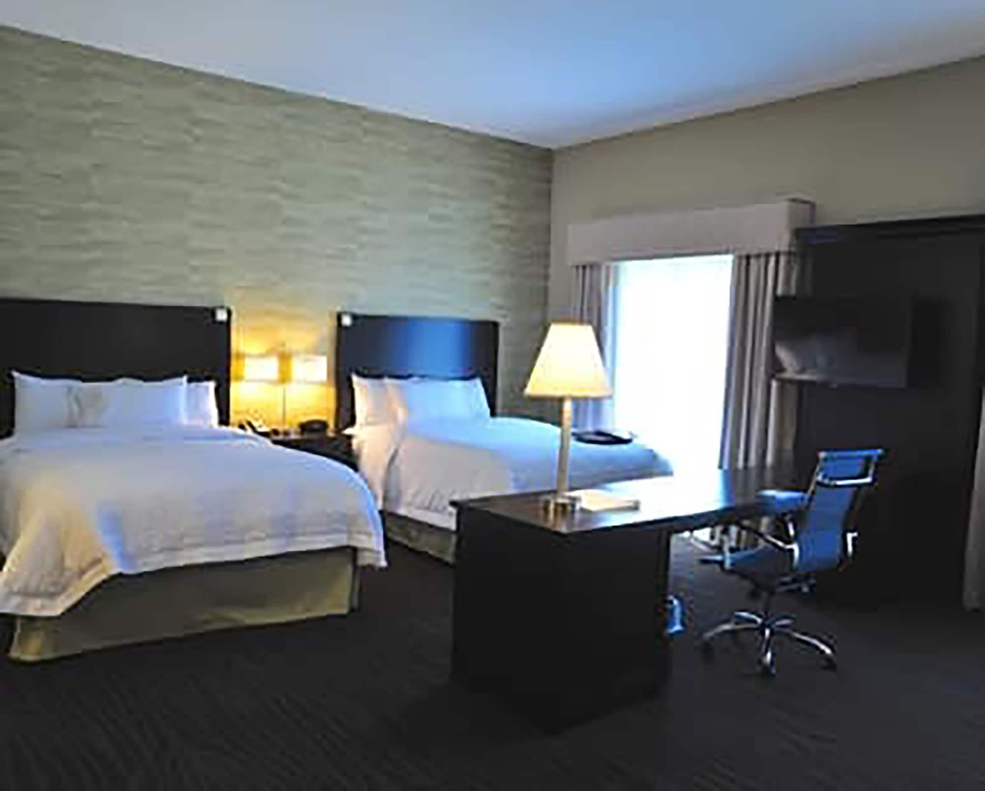Hampton Inn And Suites Robbinsville Exterior photo